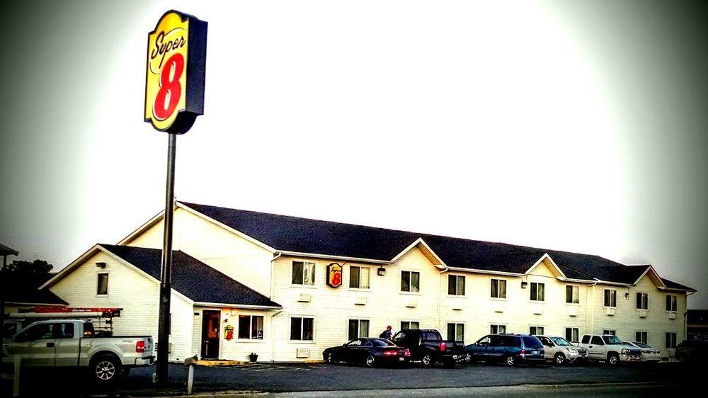Super 8 Sheridan Exteriör bild